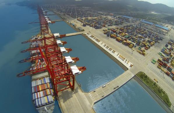深圳货代在国内外贸易中扮演着至关重要的角色
