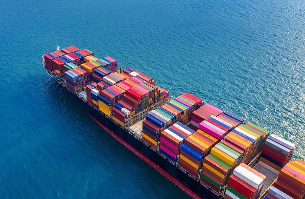 墨西哥海运业发展迅速，对经济和贸易起着举足轻重的作用