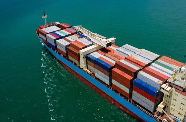 国际海运为各个国家和地区之间的经济联系提供了不可或缺的桥梁