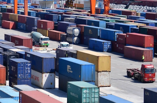 海运又称国际海洋货物运输，是国际物流中非常主要的运输方式