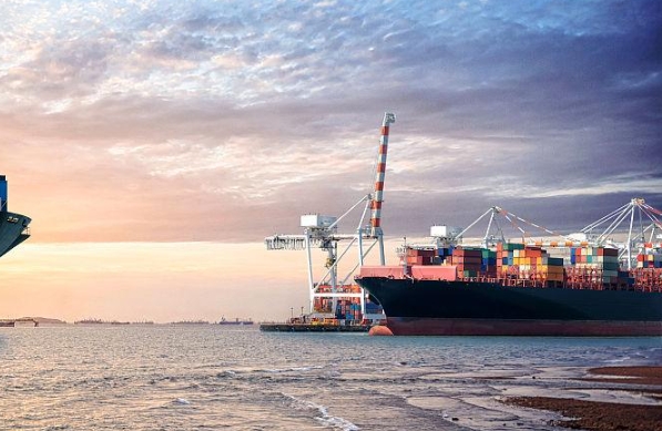 随着国际贸易环境的不断变化，青岛货代行业将面临更多的机遇