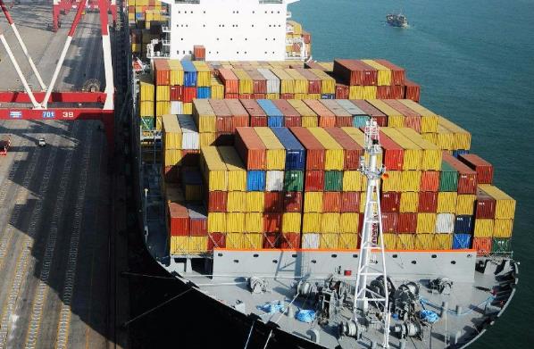 深圳海运业在全球贸易和物流中的地位日益重要