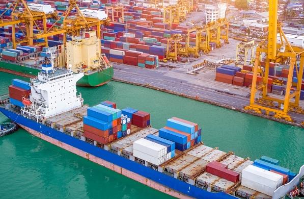 天津海运整柜货代企业通过规范流程等操作手段，保障货物的安全运输