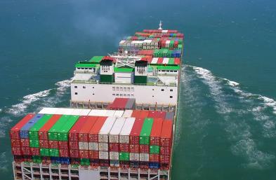 企业往往如何选择上海货代公司来完成货物出口工作？