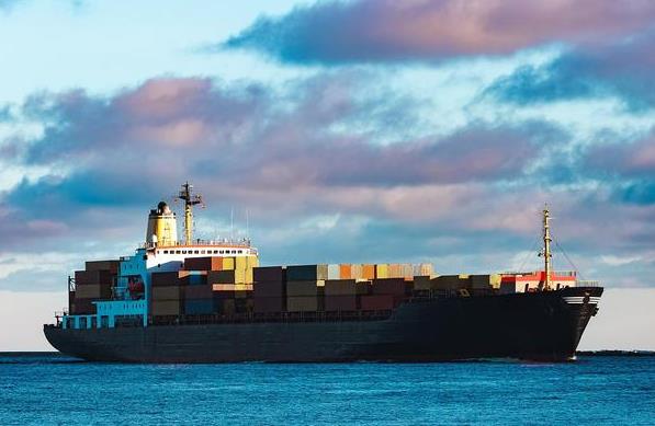 英国海运物流业在贸易中的地位尤为重要