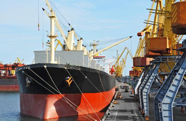 国际海运成为世界贸易的支柱