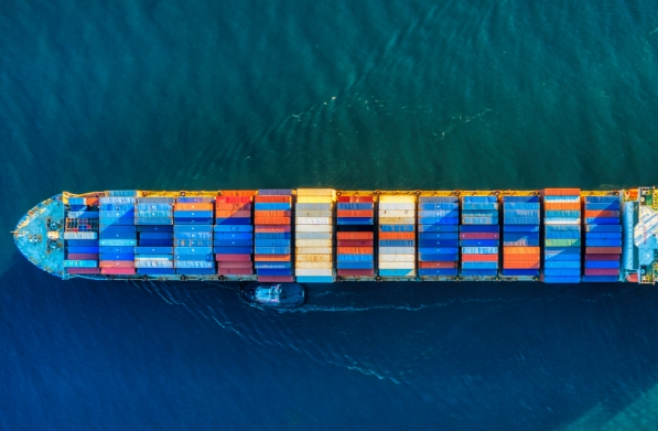 国际海运公司是当今全球贸易中重要的一环，对于全球经济有重要影响
